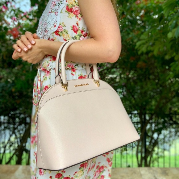 Michael Kors Handbags - 🔥SALE🔥 Michael Kors Satchel Ballet/Pink